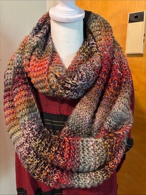 Multicolor Chunky Knit Infinity Scarf